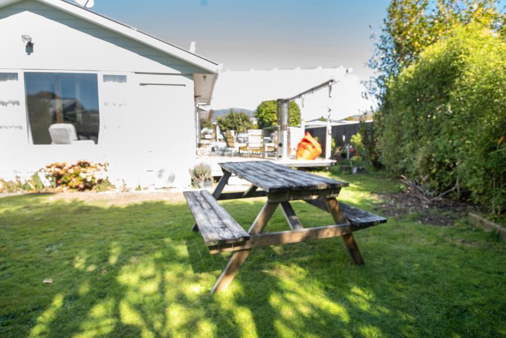 Turangi Home Family Size Taupo Eksteriør billede
